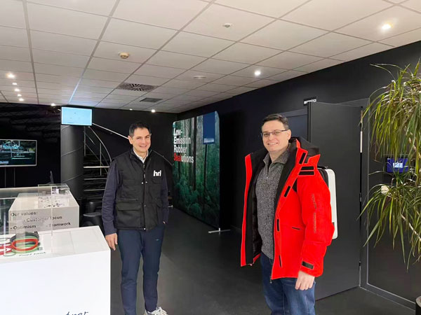 3-visit.jpg 3-visit.jpg